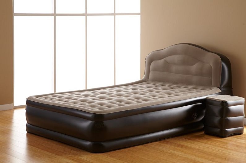 Typy jednolôžkových postelí - nafukovacie modely