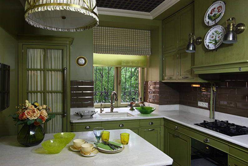 Klassisk oliven kjøkken - interiørdesign
