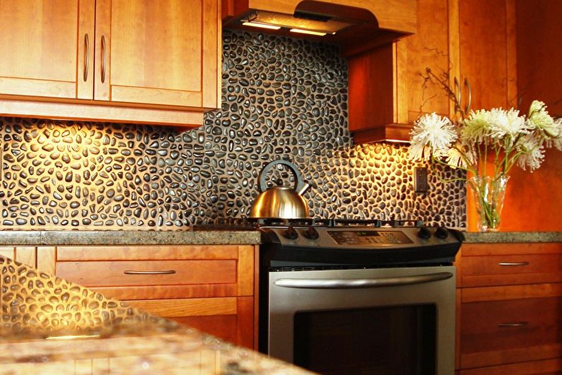 Διακόσμηση τοίχου στην κουζίνα - Διακοσμητική πέτρα