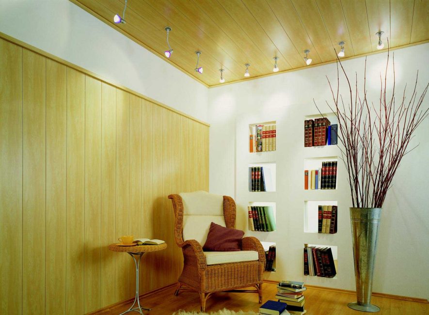 Dekorácia obývačky s navrhovaným materiálom