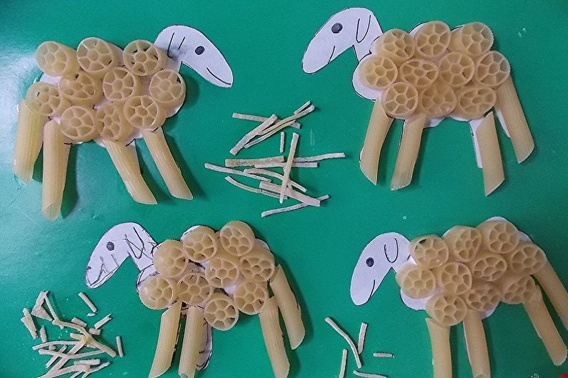 DIY pastahåndverk for barn - applikasjoner