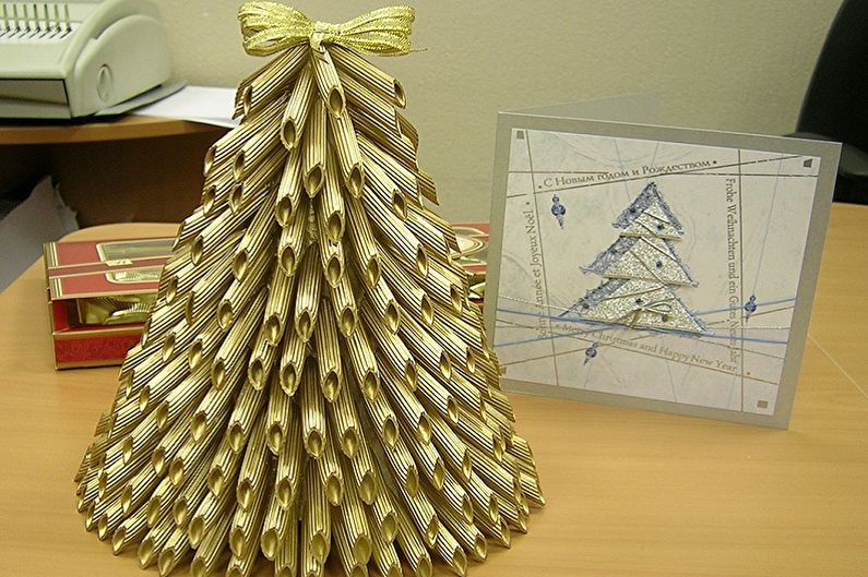 Artizanat DIY pentru paste de Crăciun - pom de Crăciun