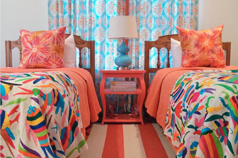 כיסוי מיטה על המיטה - צבעים
