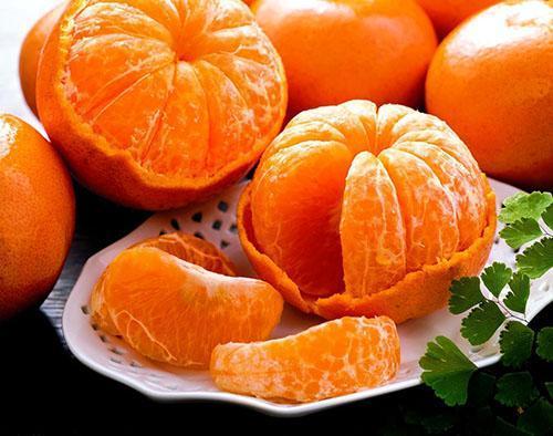 Mandarinen verbessern die Magenfunktion