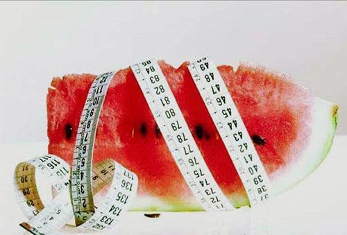 البطيخ هو مساعد موثوق لفقدان الوزن