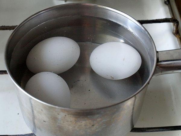 اسلق البيض