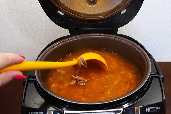 Suppe in einem Slow Cooker kochen