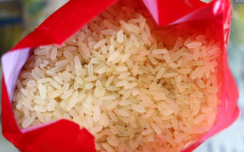 předvařená rýže