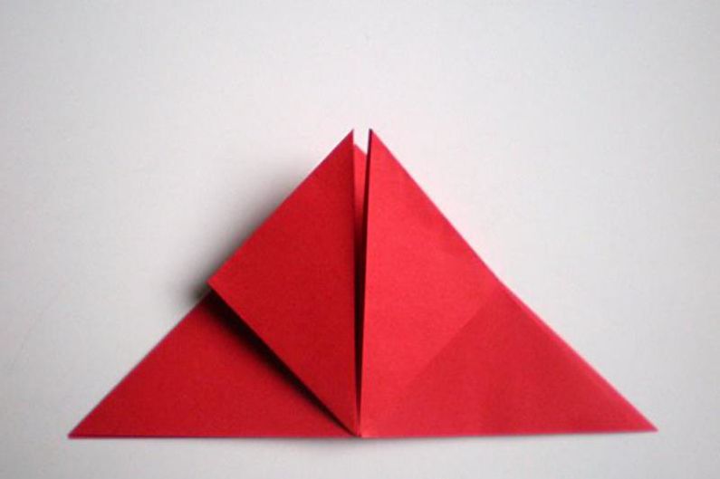 DIY τριαντάφυλλο χρησιμοποιώντας τεχνική origami