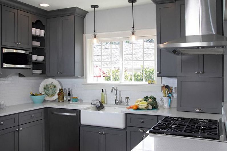 Kjøkkeninnredning i grå farge - foto