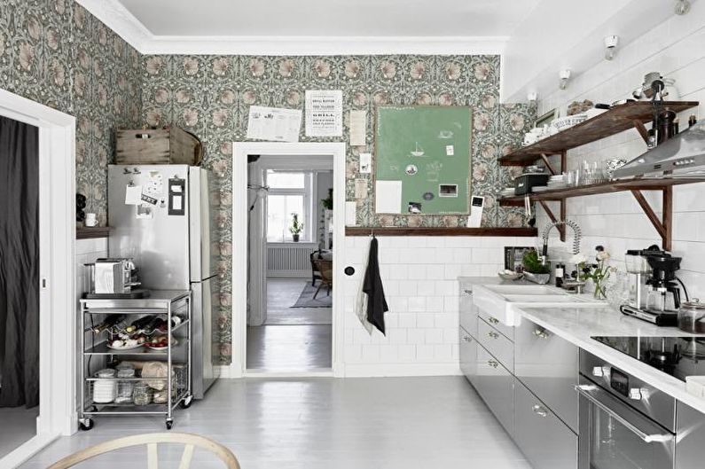 Tapet gri în bucătărie - fotografie de design interior
