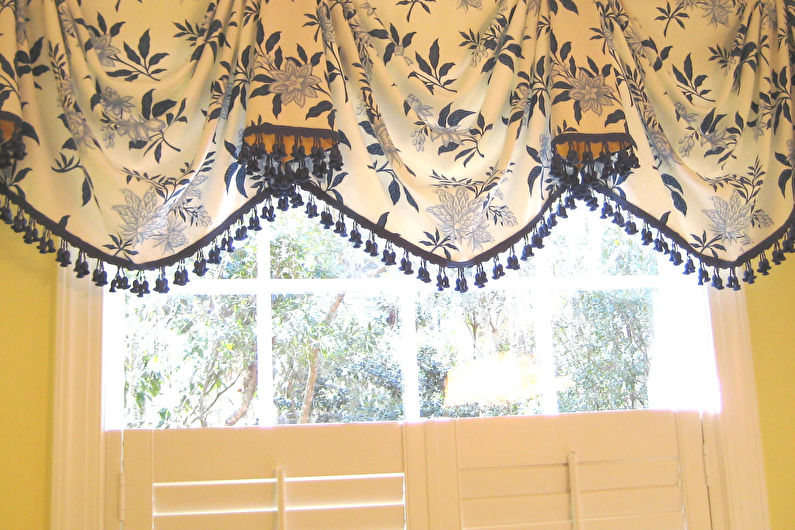 Gardiner i Provence -stil - Østerrikske gardiner