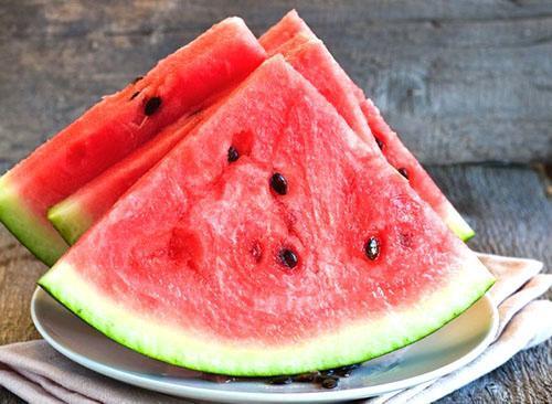 Bei einem hohen Nitratgehalt ist eine Wassermelonenvergiftung möglich.