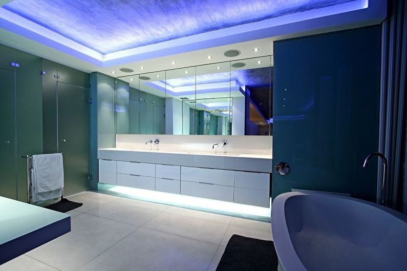 Modra zasnova kopalnice - stropna obdelava