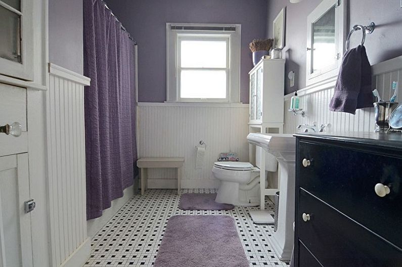 Lila färg i det inre av badrummet - Photo Design