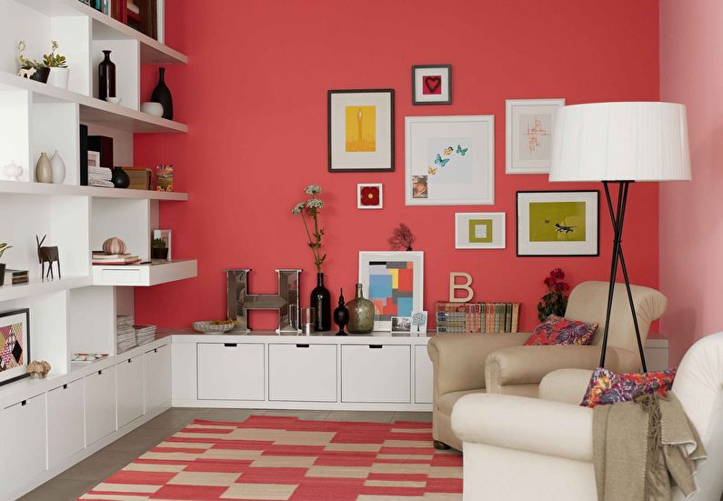 Combinația de culori din interiorul camerei de zi - roșu cu alb