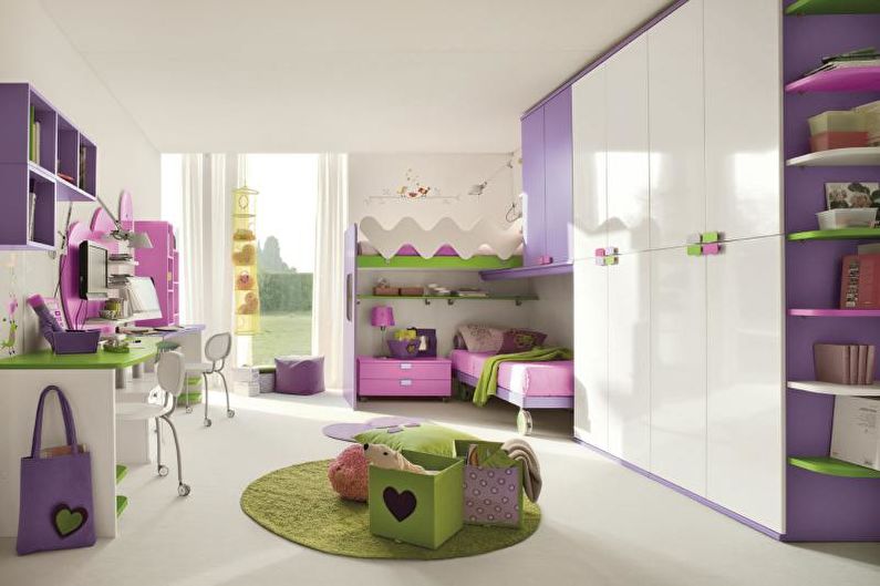 Kombinasjonen av farger i det indre av barnerommet - foto