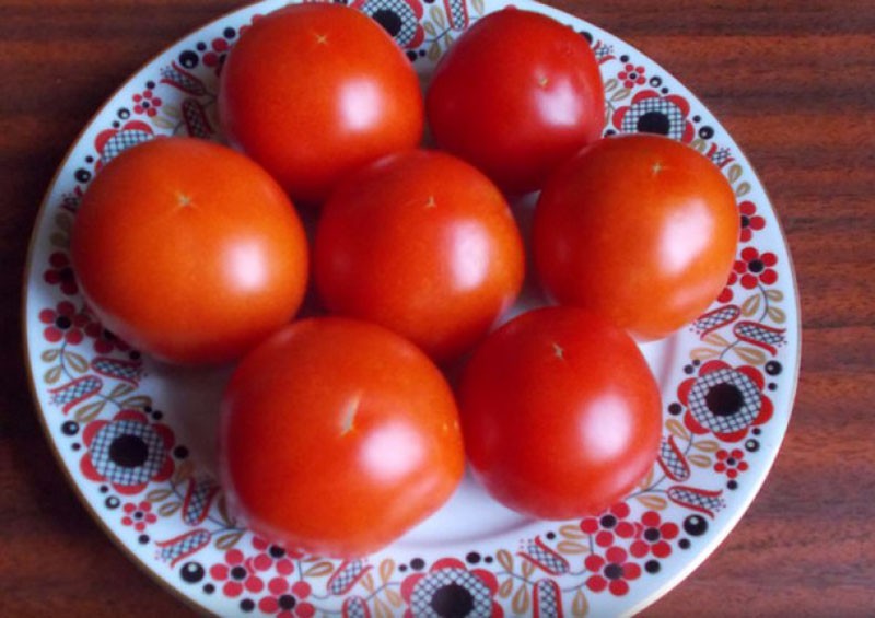 leckere saftige Tomatenfrüchte Sichtbar unsichtbar