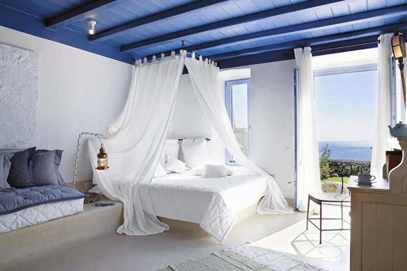 Interiérový dizajn spálne v stredomorskom štýle - fotografia