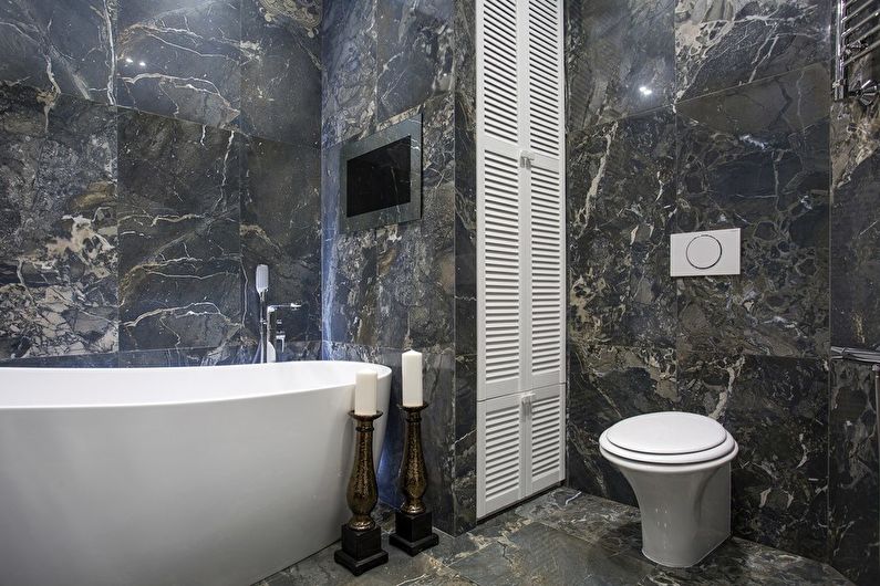 Notranjost neoklasične kopalnice - fotografija