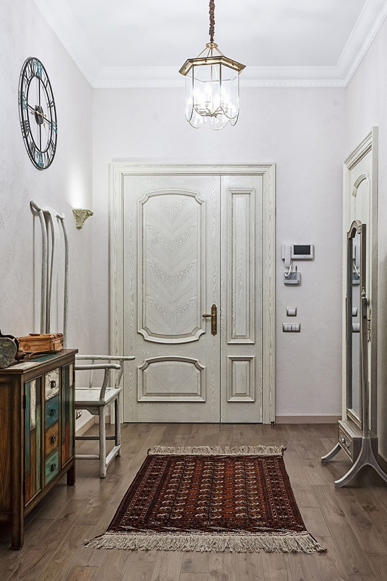 Diseño de interiores de pasillo neoclásico - foto