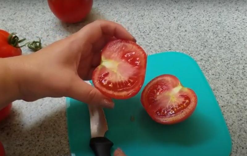 التبشير بثمار الطماطم