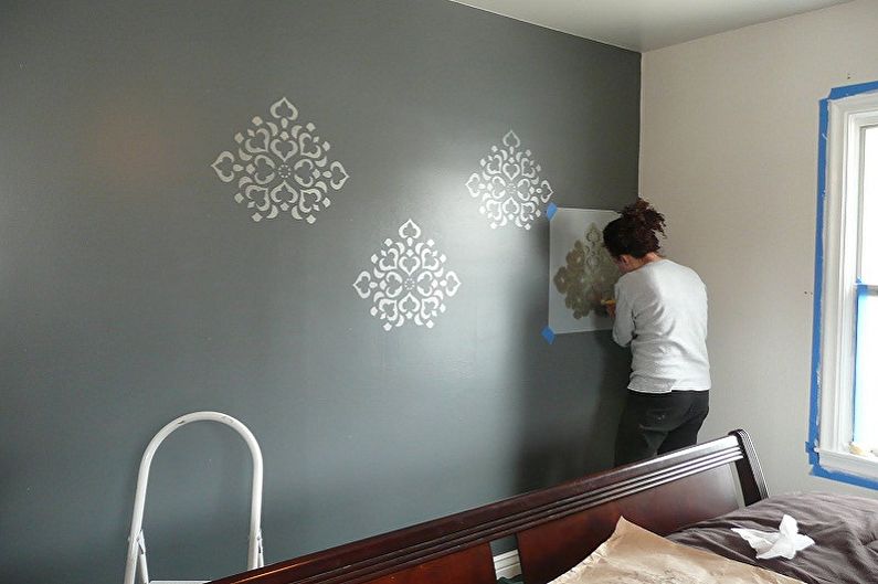 Šablóny na maľovanie na steny - Ako pracovať so šablónou