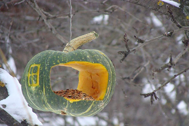 DIY záhradné dekorácie - vtáčie búdky