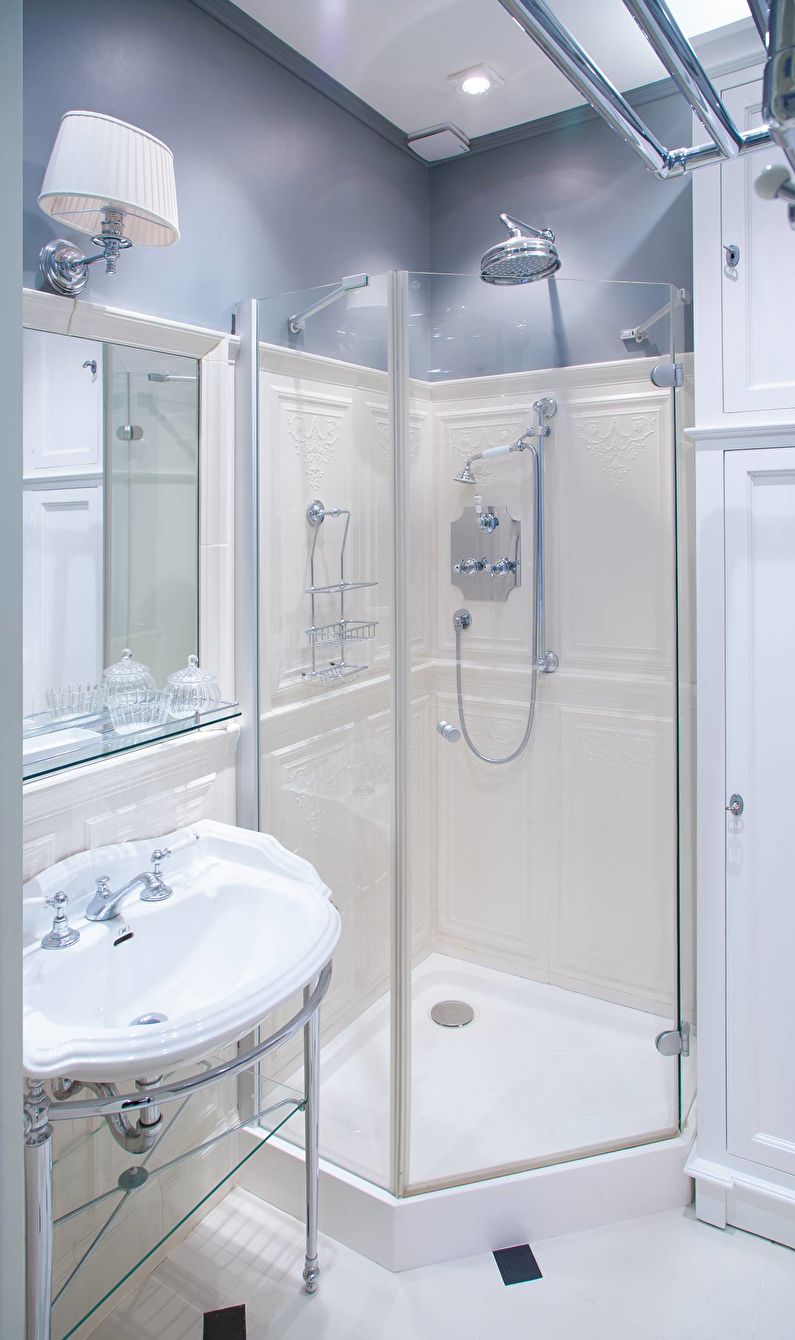 Klasická modrá kúpeľňa - interiérový dizajn