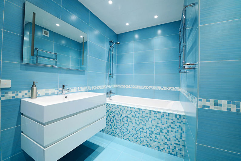 Modrá kúpeľňa v štýle minimalizmu - interiérový dizajn