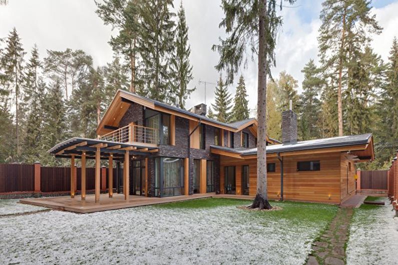 Casa de campo de madeira de estilo escandinavo - foto