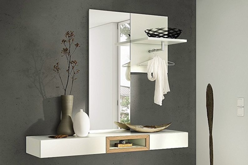 Typer av badrumsspeglar - Spegel med hylla