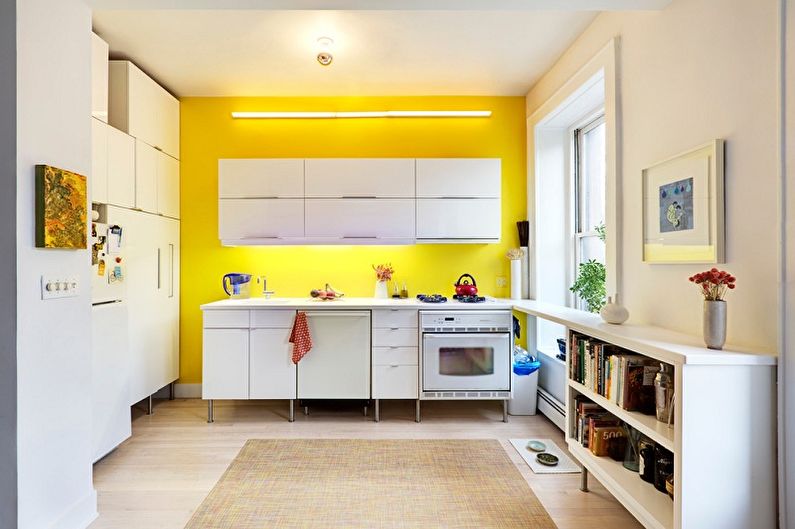 Návrh interiéru kuchyne v žltej farbe - foto